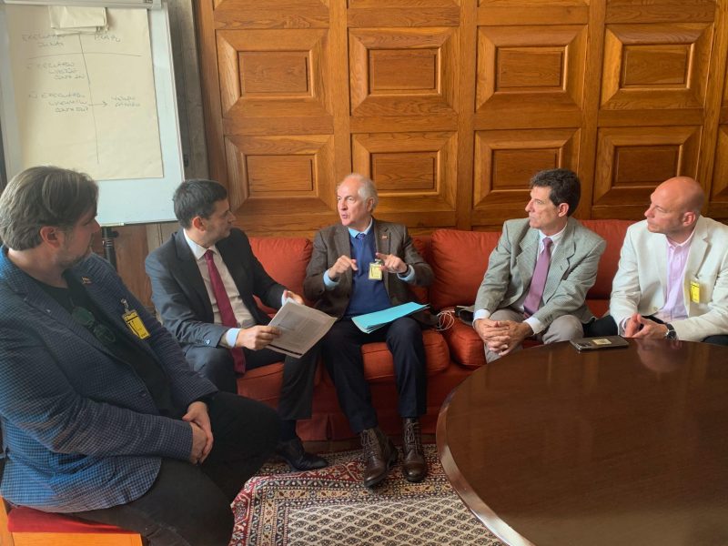 Opositores venezolanos continúan reuniones con políticos de Portugal