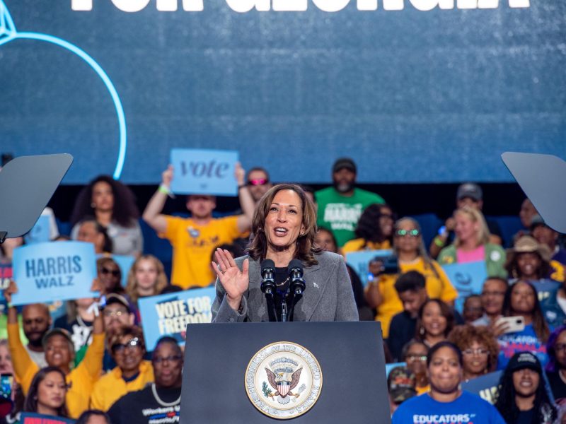 Harris descarta intervención militar en Venezuela si gana elecciones