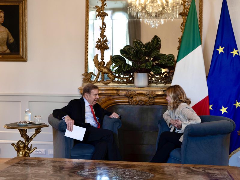 Meloni recibe a González Urrutia en Roma y respalda "transición democrática" en Venezuela