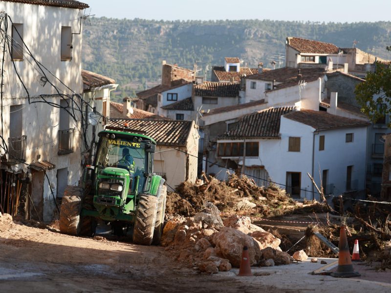https://efectococuyo.com/venezuela-migrante/un-bombero-venezolano-en-la-zona-cero-del-temporal-en-espana-no-hay-mas-terror-que-este/