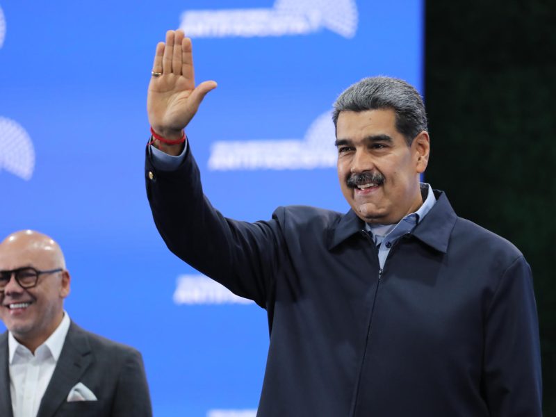 Medir el terreno y dividir: lo que busca Maduro al separar elecciones de alcaldes y gobernadores según analistas