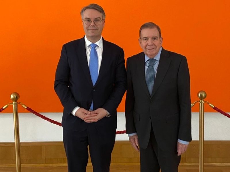 Edmundo González se reúne con ministro de Estado alemán para hablar de elecciones presidenciales