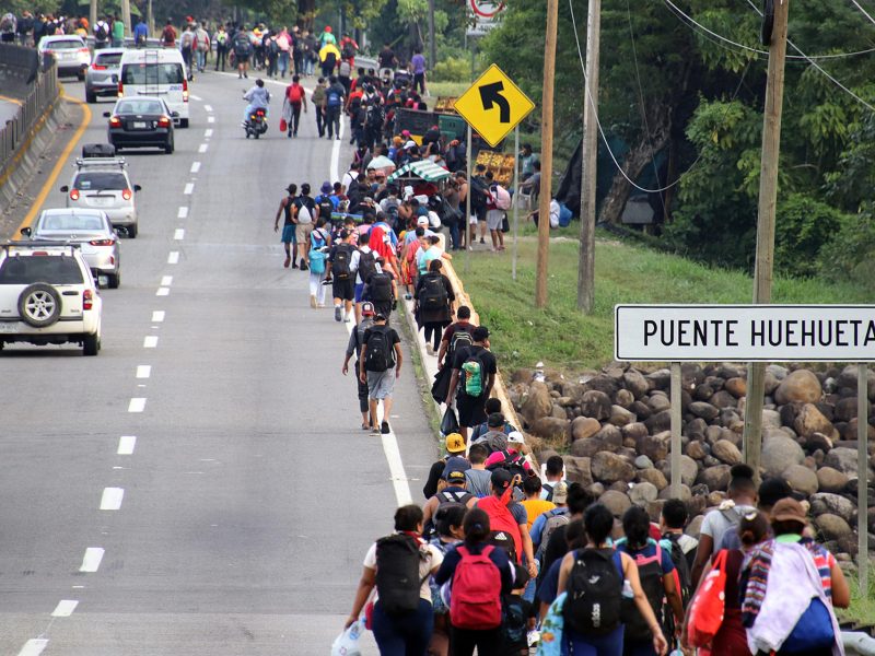 Una caravana migrante sale del sur de México pese a las declaraciones de Trump y Sheinbaum