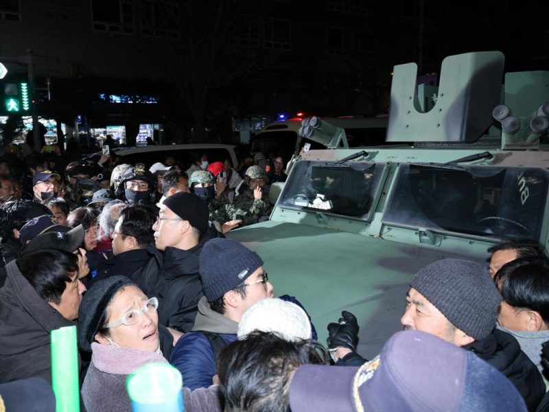 El presidente de Corea del Sur declara la ley marcial
