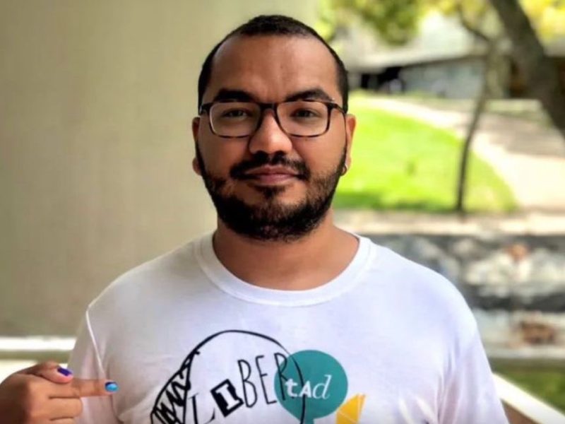Yendri Velásquez recibe premio de DDHH de Alemania y Francia