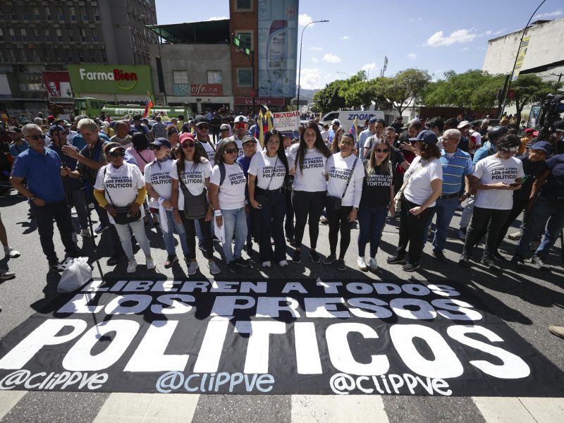 «El Alto Comisionado de las Naciones Unidas para los Derechos Humanos, @volker_turk, se muestra profundamente preocupado por los nuevos informes sobre detenciones arbitrarias e intimidación, incluso contra el defensor de los derechos humanos Carlos Correa y miembros de la oposición y sus familiares.