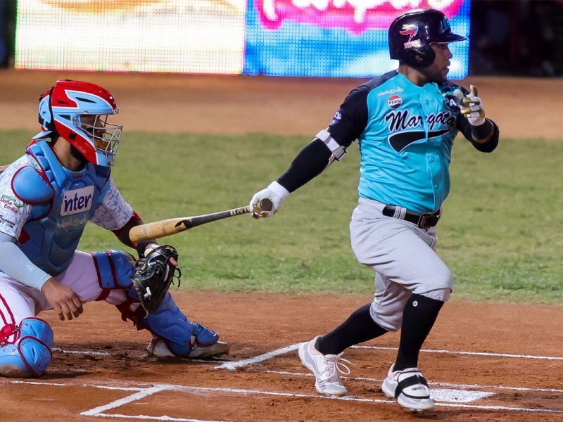 Bravos se lleva el primero de la final al derrotar a Cardenales de Lara