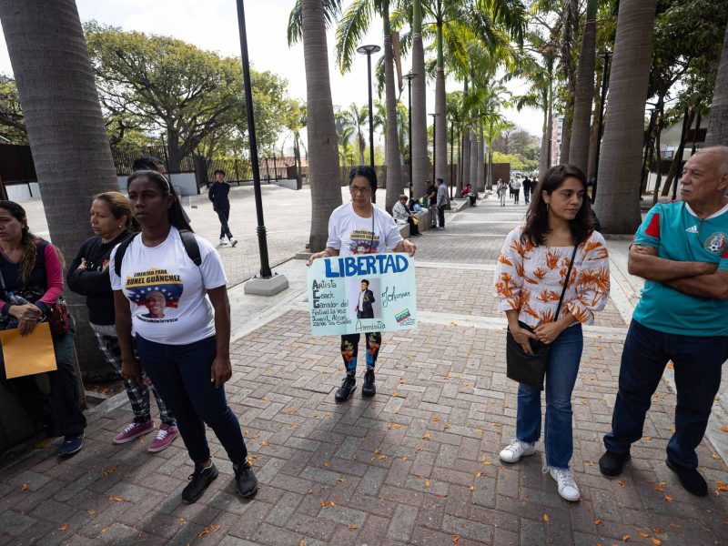 Exigen que se les respete sus derechos humanos