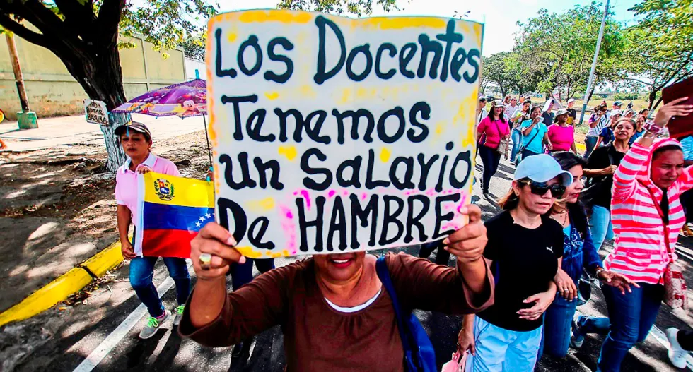 Trabajadores de la educación básica y media se sum