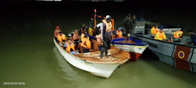 Funcionarios venezolanos se unieron a la búsqueda de los desaparecidos