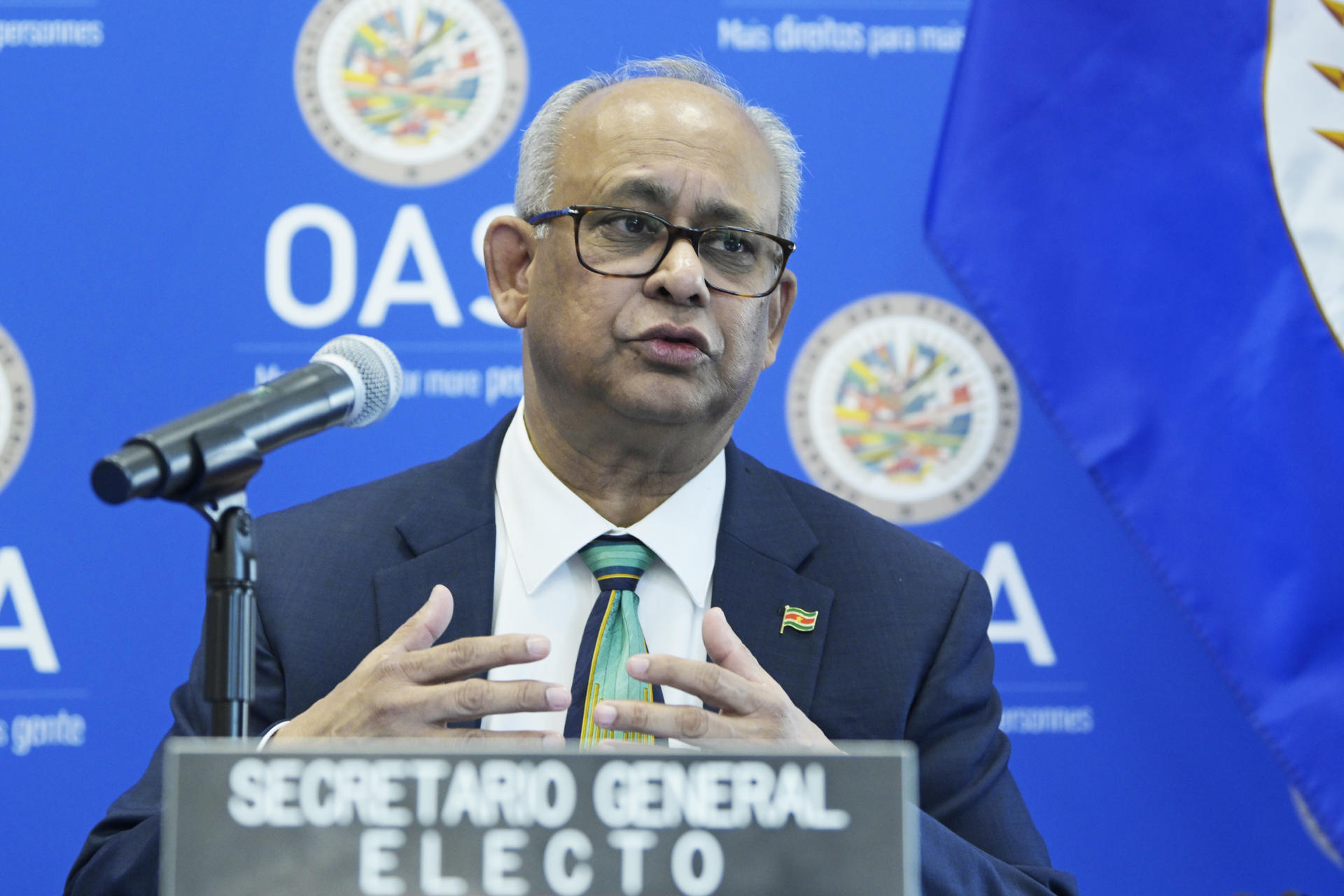 Internacionalistas piden a la OEA acompañamiento para lograr transición democrática en Venezuela