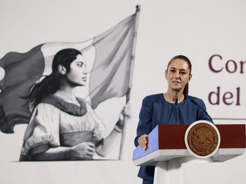 Presidenta de México rechaza aranceles de EEUU a países que compren petróleo de Venezuela