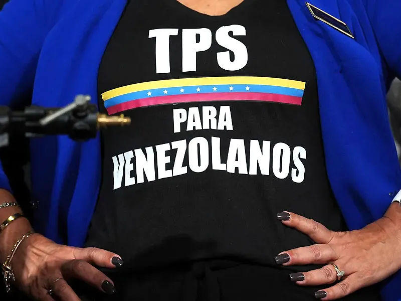 Oposición espera que decisión de juez sobre el TPS ayude a una política integral para migrantes venezolanos
