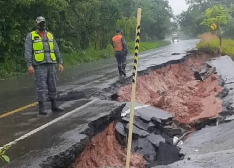 Algunas familias fueron llevadas a refugios