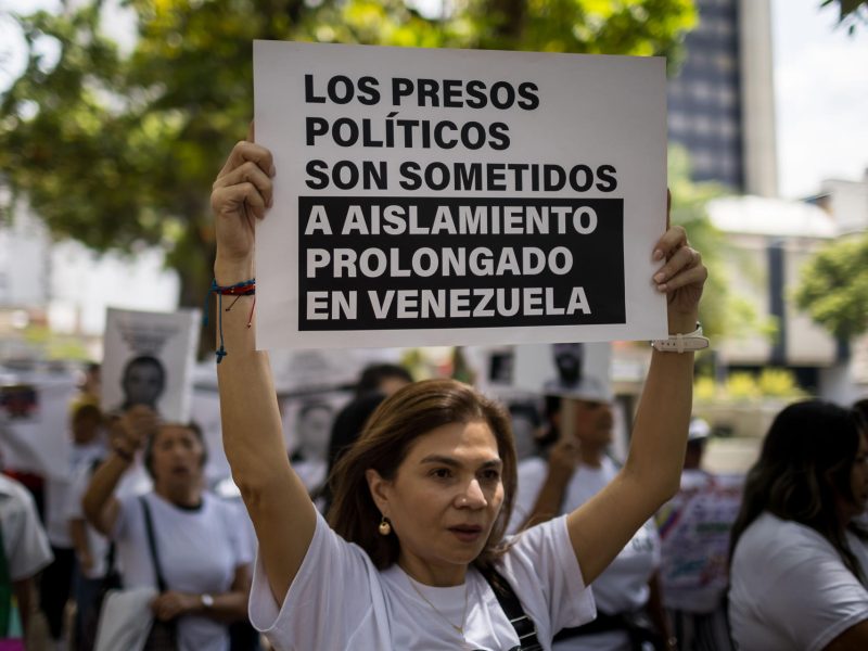 Familiares y víctimas de la represión rechazan negativa de la Fiscalía de recibir denuncias