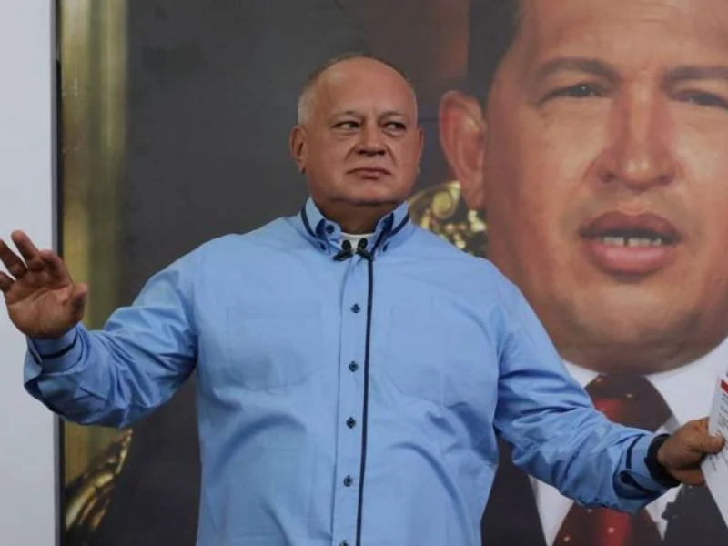 Diosdado Cabello dice que hubo negociación para salida de opositores de la embajada de Argentina