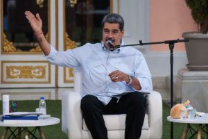 Maduro se refiere a la "operación guacamaya" y lo hace en tono de burla