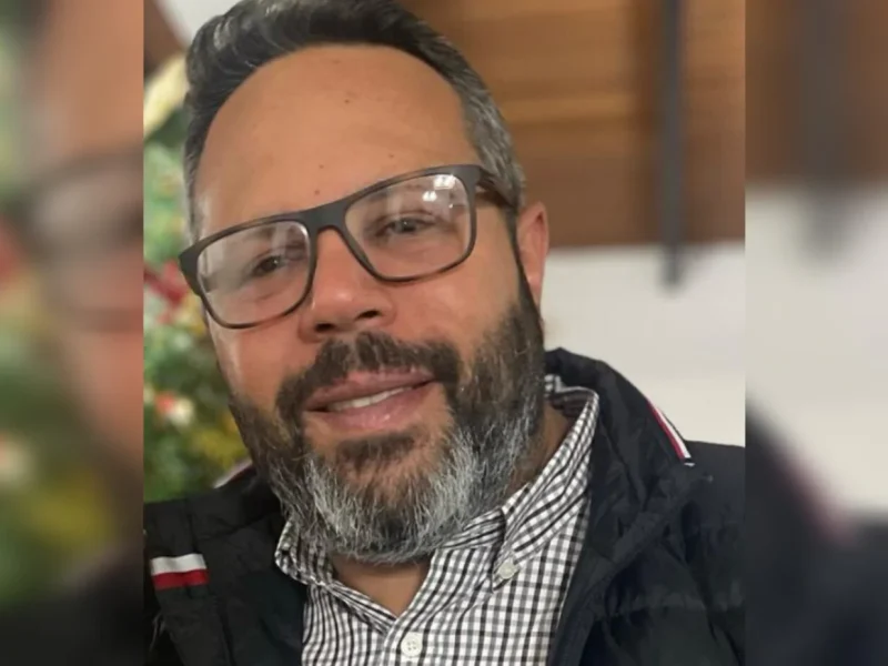 Su familia no ha podido verlo desde su detención