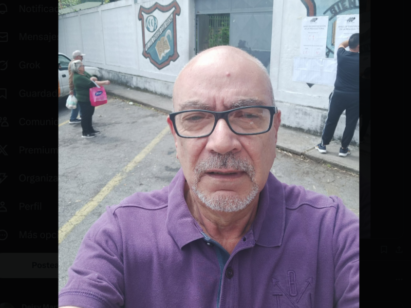 Andrés Caleca lamenta soledad de centros de votación: Habrá que empezar de nuevo