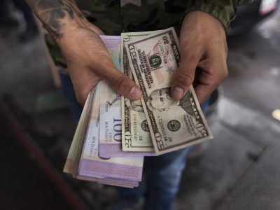 Dolarización en Venezuela: ¿herramienta económica o estrategia política?