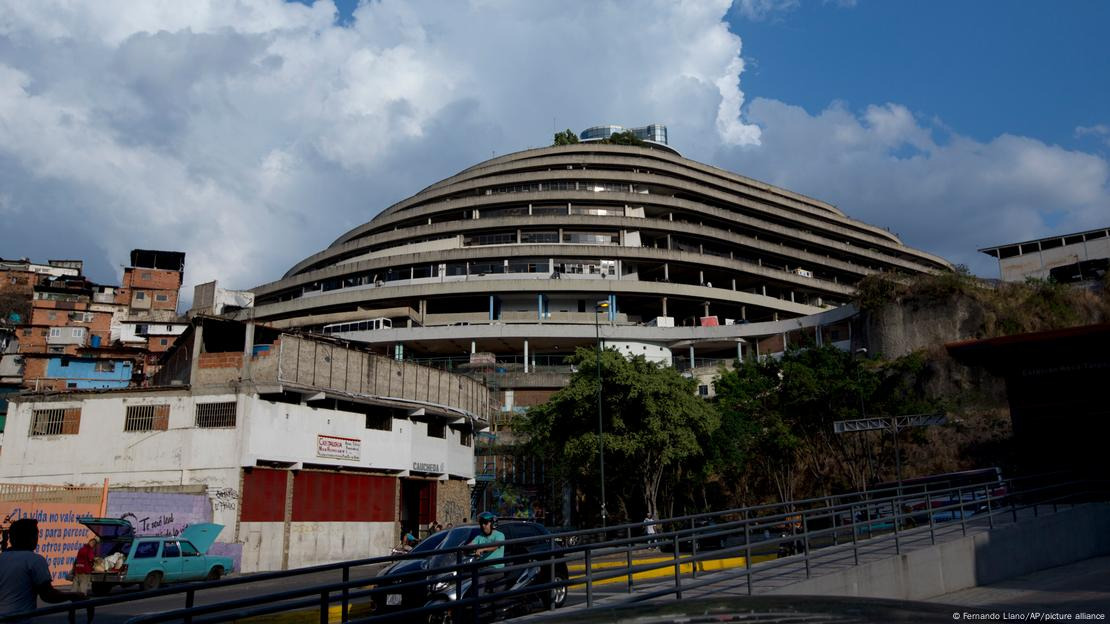 Corte IDH ordena la clausura de El Helicoide tras condenar al Estado venezolano por torturas