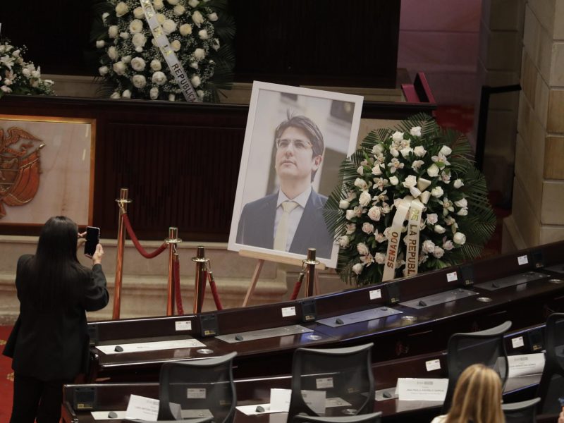 Colombia confirma muerte en Venezuela de disidente de las FARC implicado en ataque a Uribe Turbay