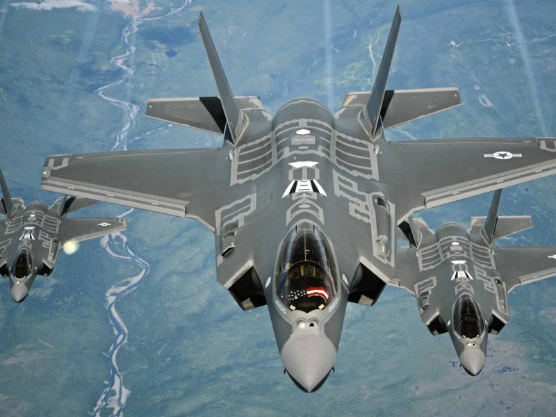 EEUU envía 10 aviones de combate a Puerto Rico para reforzar despliegue en el Caribe