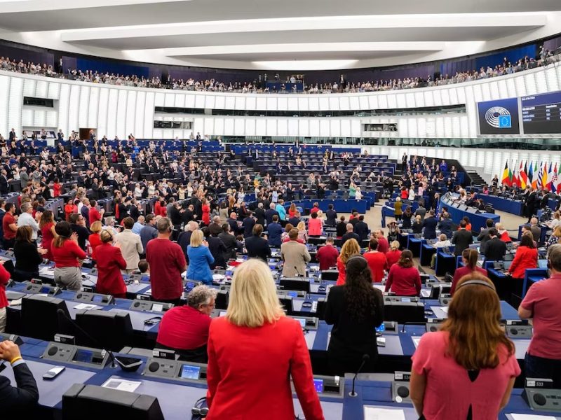 Parlamento Europeo pide a la UE declarar al Cartel de los Soles como "organización terrorista"