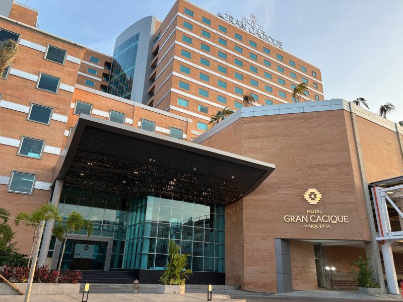 Hotel del aeropuerto de Maiquetía tendrá una inauguración parcial tras 25 años de construcción