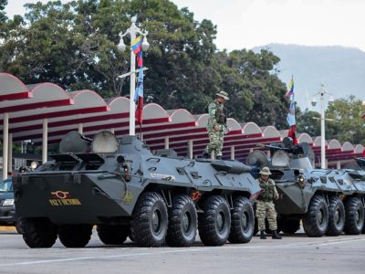 Condenas de cárcel a militares busca enviar un mensaje de control, señalan analistas 