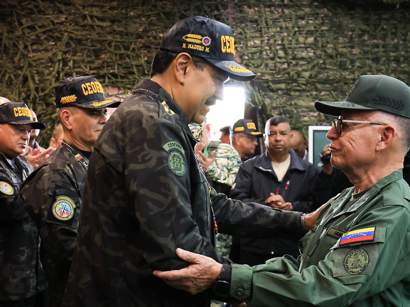 Ascensos de Ameliach, Arias Cárdenas y Castro Soteldo, militares del 4F: mensaje interno frente a tensiones con EEUU 