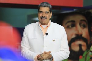Maduro dice que arrancó un proceso de consulta sobre decreto de conmoción externa