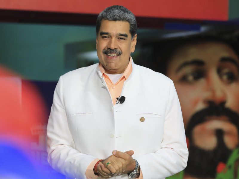 Maduro dice que arrancó un proceso de consulta sobre decreto de conmoción externa