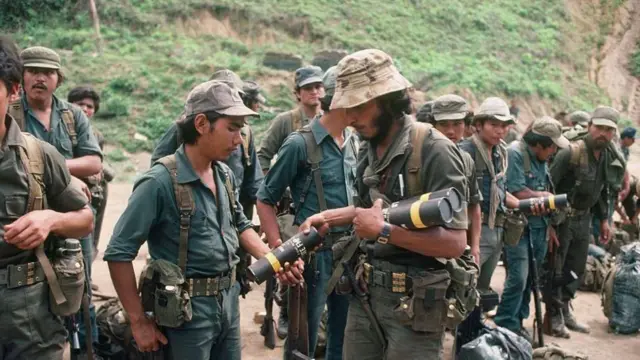 Miembros del ejército de los Contras que combatió a los sandinistas en Nicaragua. 
