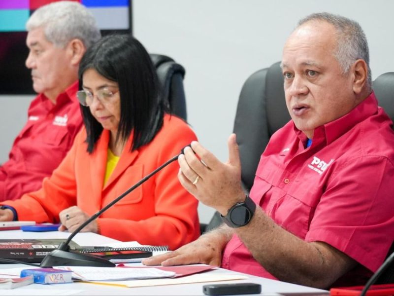 Cabello apoya retiro de la nacionalidad a López: Quien llame a invasión será tratado como enemigo de la patria con todo lo que significa