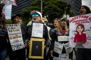 Represión y control gubernamental ata de manos a sindicatos y gremios: ¿Cómo se lucha por los derechos? 
