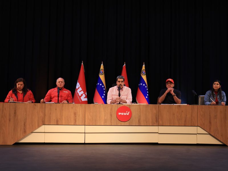 Maduro ordena cambios en la estructura de dirección del Psuv 