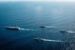 Tres meses del despliegue militar de EEUU en el Caribe: suben expectativas de negociaciones pero también de ataques en el terreno