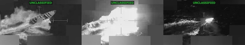 Un panel en blanco y negro con tres fotografías que muestran un pequeño barco en el mar antes, durante y después de ser volado por los aires por un incendio provocado desde arriba.