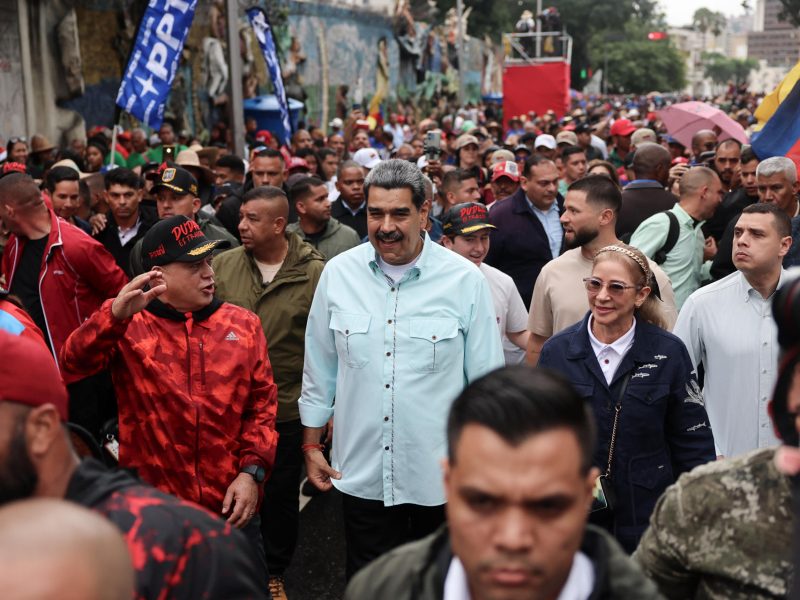 Maduro insulta a María Corina Machado y exige a EEUU cese de política de cambio de régimen 