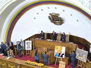 Jorge Rodríguez jura como jefe del Parlamento sin referirse a EEUU: ofrece diálogo y unidad 