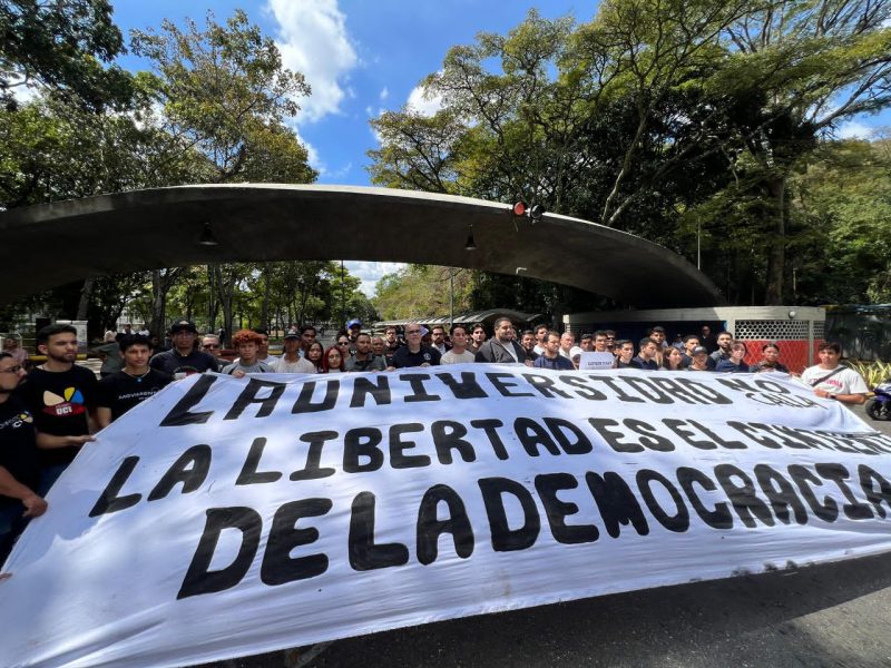 Protestas por presos políticos y dirigentes que ponen fin a la clandestinidad: ¿Se pierde el miedo y se reactiva la movilización? 