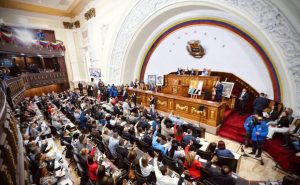 Reforma de la Ley de Hidrocarburos es un paso importante pero no es suficiente para atraer grandes inversiones, señalan expertos