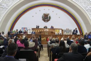 La amnistía “selectiva” del chavismo busca mantener control interno pero presión de EEUU puede ampliarla