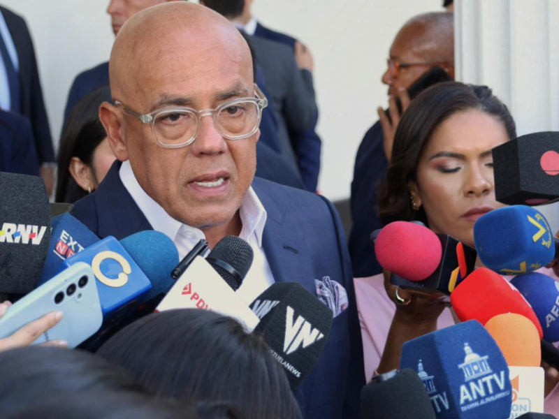 Jorge Rodríguez dice que se evalúan casos de exiliados que piden amnistía, incluyendo a solicitantes de asilo en EEUU