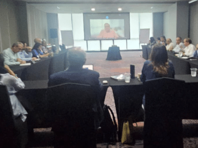 Dirigentes de partidos políticos de la Plataforma Unitaria reunidos en Panamá, 22 de mayo de 2026