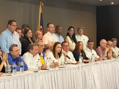 Encuentro de la PUD y Machado en Panamá: la foto de la unidad y recalibración de la estrategia, segun analistas