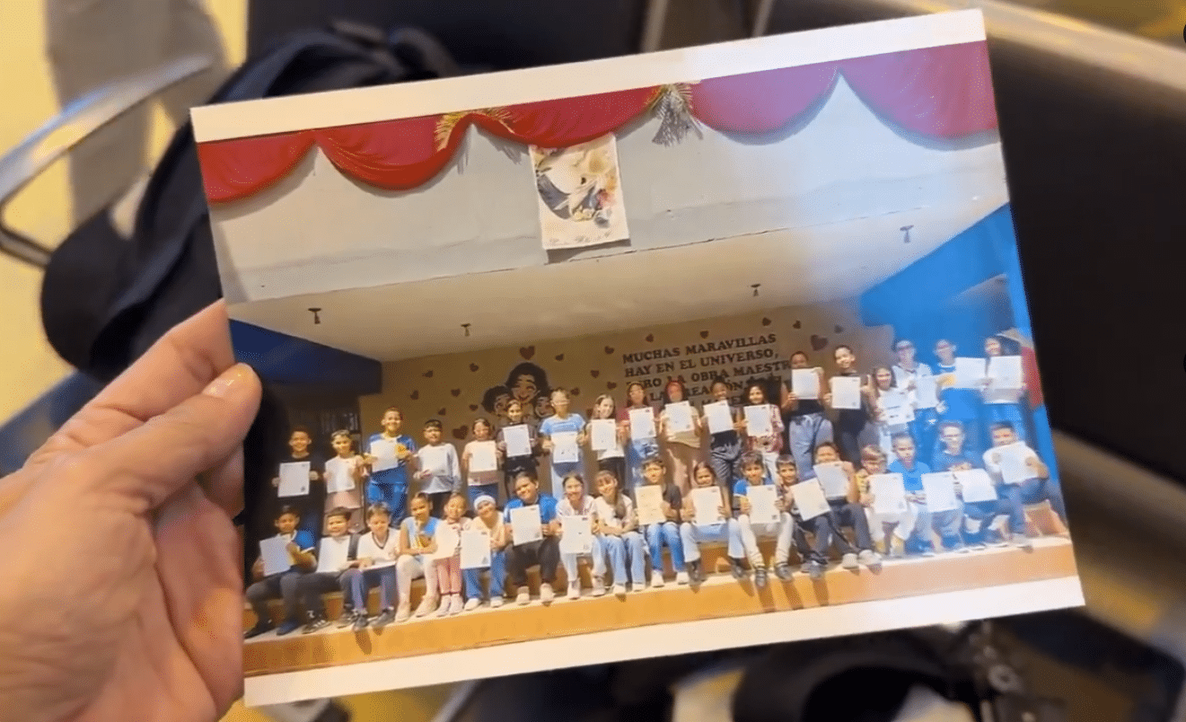 El papa León XIV recibió 33 cartas de niños venezolanos