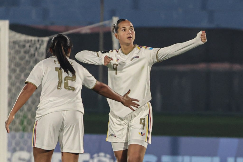 Vinotinto femenina sella su boleto al repechaje de