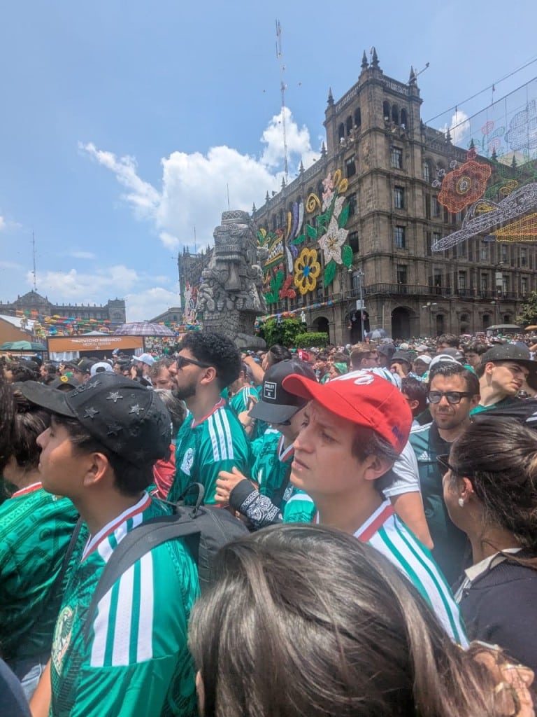 50 mil gargantas en el Zócalo